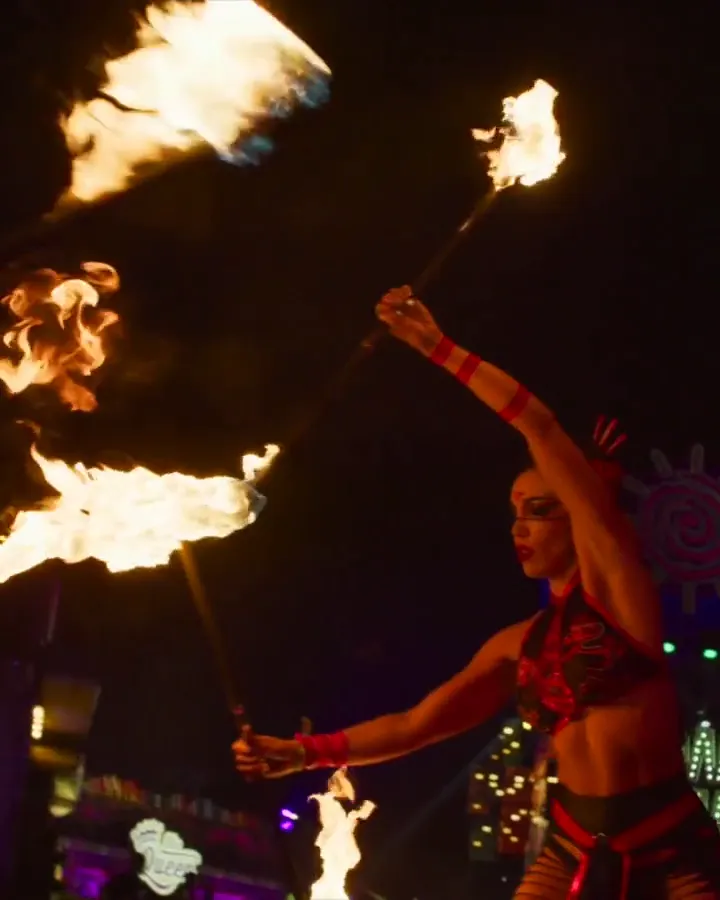 EDC Fire Show